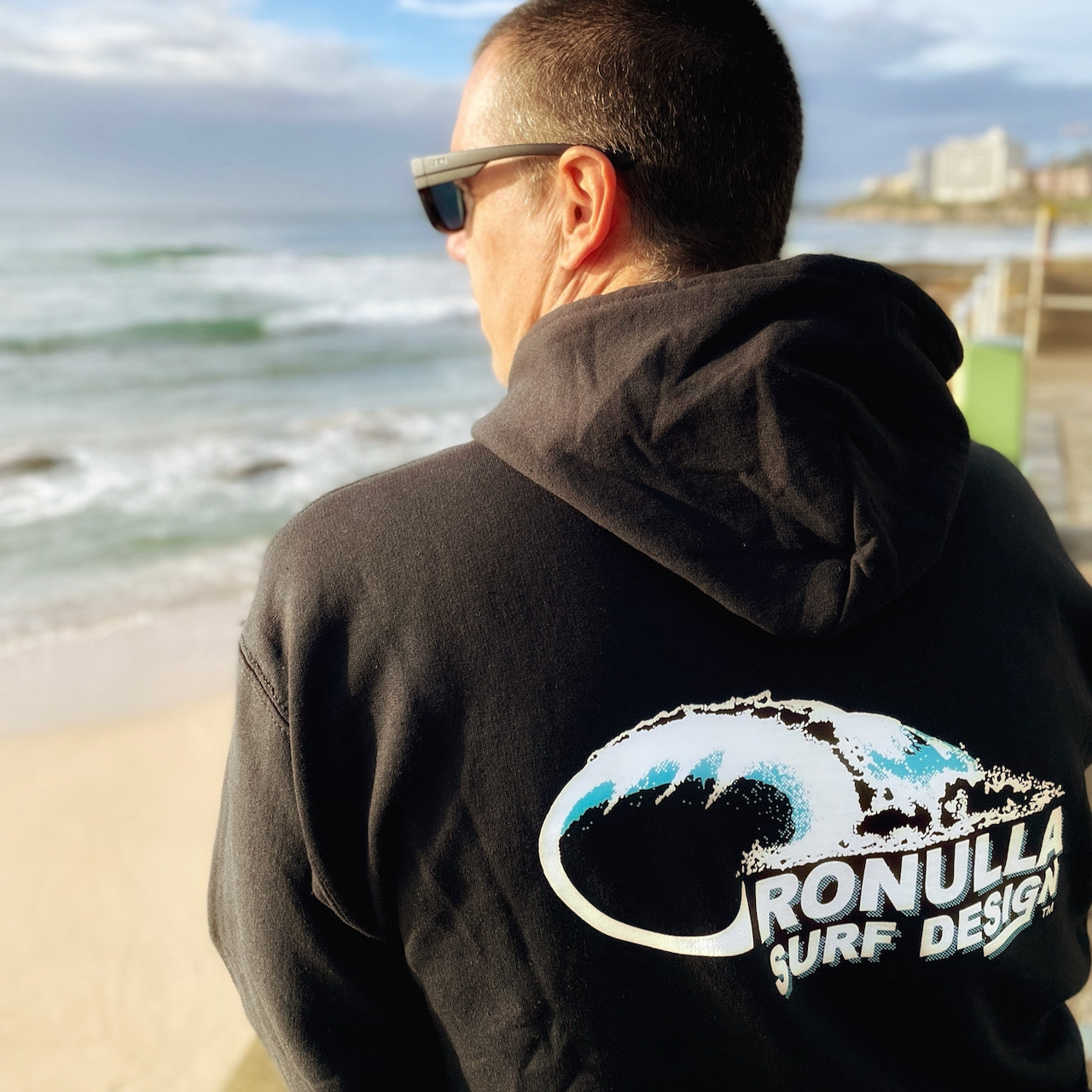 1982 Classic Hoodie (Black)